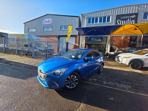 Mazda 2