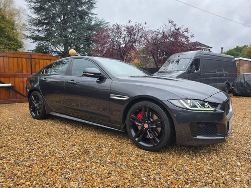 Jaguar XE