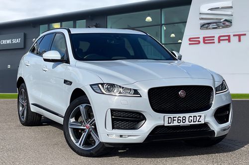 Jaguar F Pace