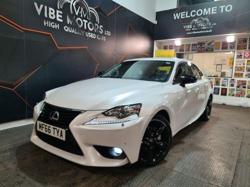 Lexus IS