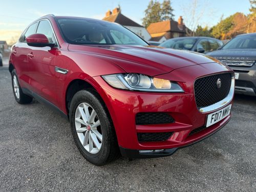 Jaguar F Pace