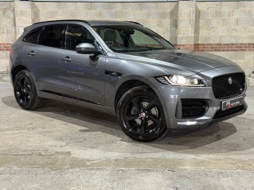 Jaguar F Pace