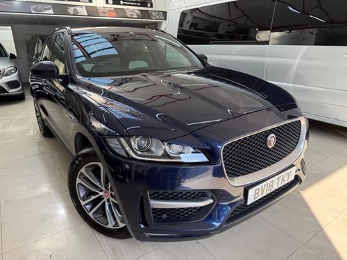 Jaguar F Pace