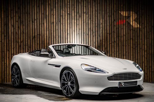 Aston Martin DB9