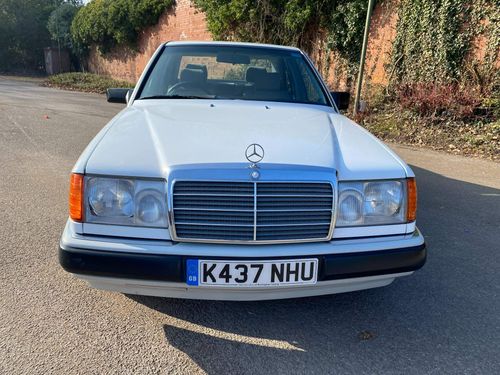 Mercedes Benz 220