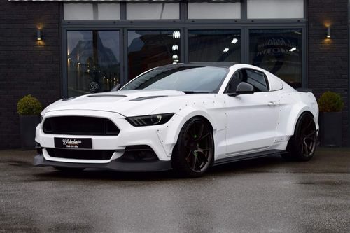Ford MUSTANG