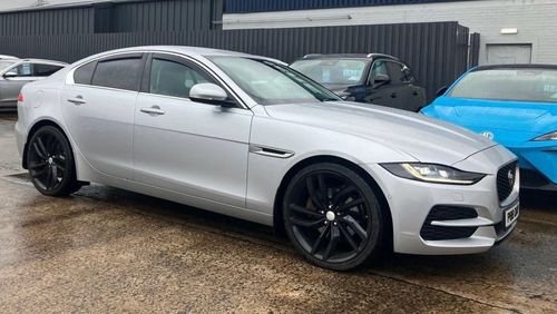 Jaguar XE