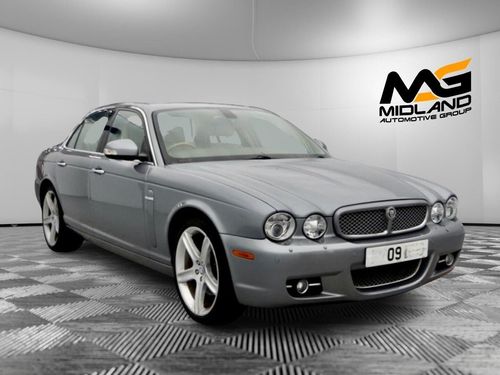 Jaguar XJ