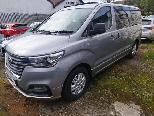 Hyundai i800