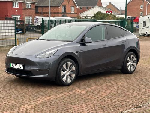 Tesla MODEL  Y