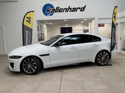 Jaguar XE
