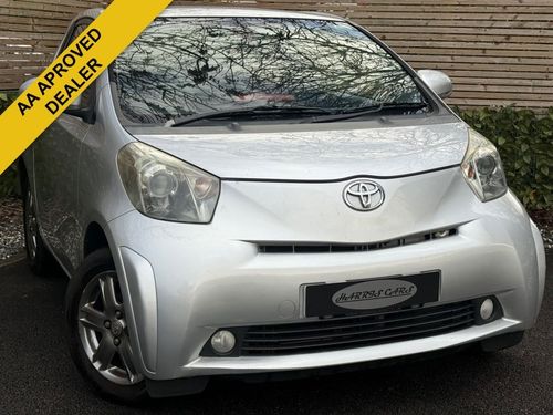 Toyota iQ