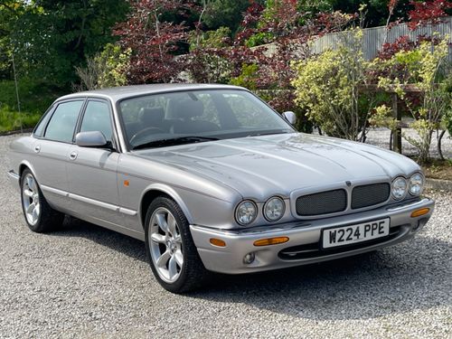 Jaguar XJ