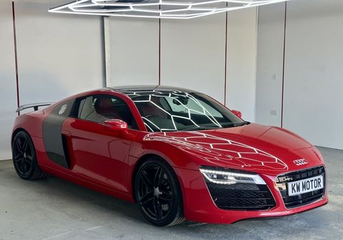 Audi R8