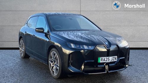 BMW iX