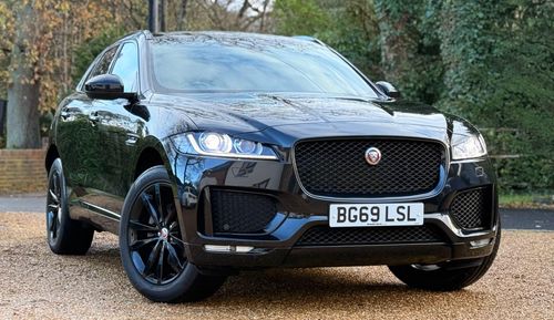 Jaguar F Pace