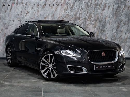 Jaguar XJ