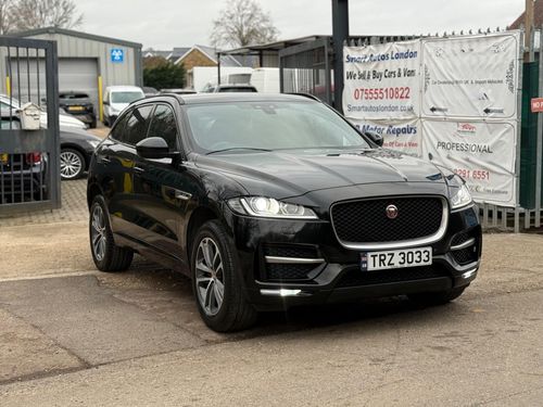 Jaguar F Pace