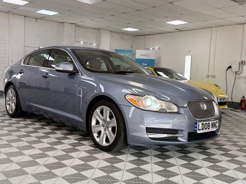 Jaguar XF