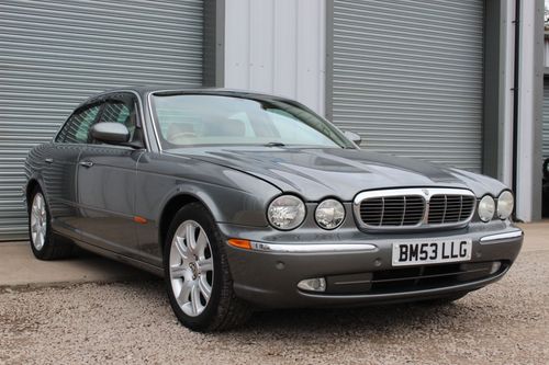 Jaguar V8 XJ Series