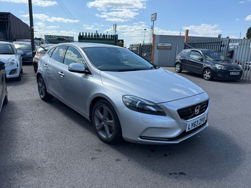 Volvo V40