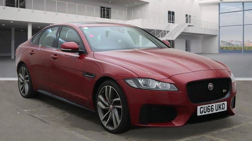 Jaguar XF
