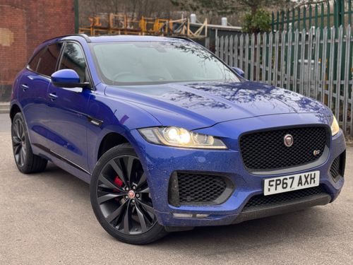 Jaguar F Pace