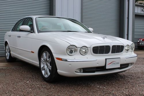 Jaguar V8 XJ Series