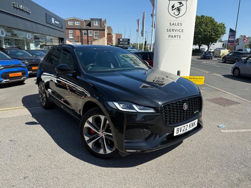 Jaguar F Pace