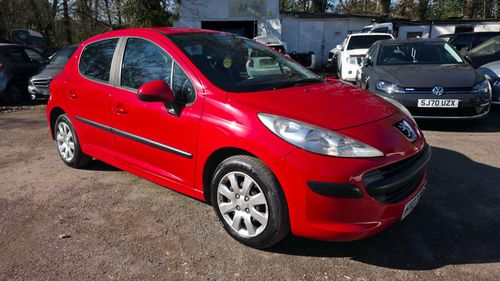 Peugeot 207