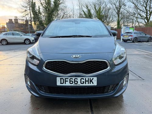 Kia Carens
