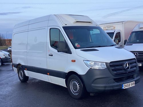 Mercedes Benz Sprinter