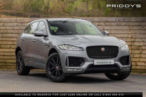 Jaguar F Pace