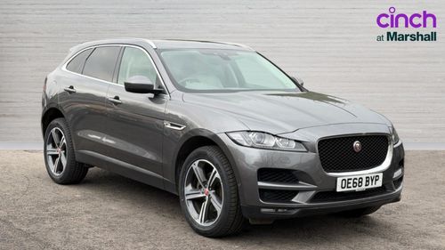 Jaguar F Pace
