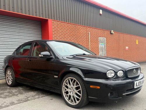 Jaguar X-TYPE
