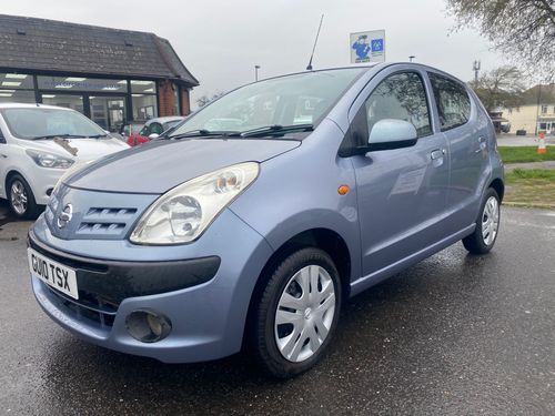 Nissan Pixo