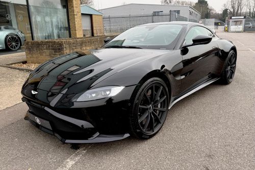 Aston Martin Vantage