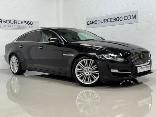 Jaguar XJ