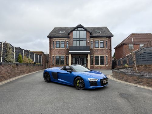 Audi R8