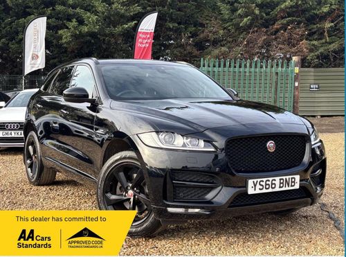 Jaguar F Pace