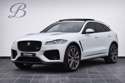 Jaguar F Pace