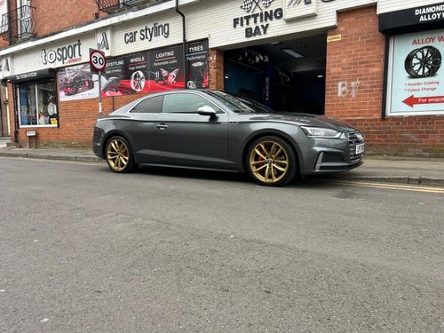 Audi S5