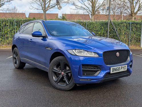 Jaguar F Pace
