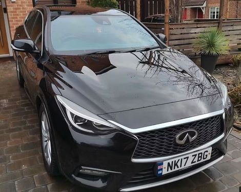 Infiniti Q30