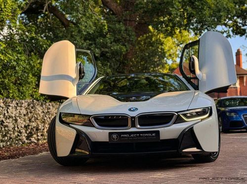 BMW i8