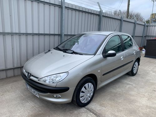 Peugeot 206
