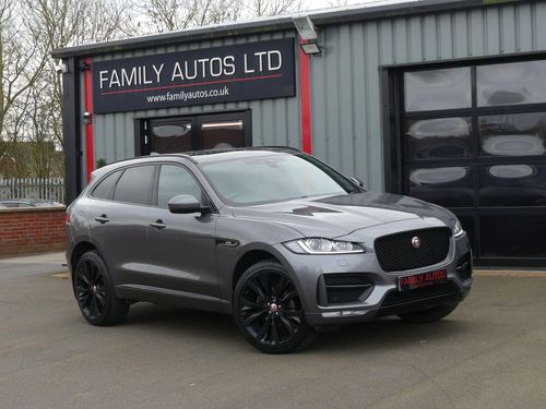 Jaguar F Pace