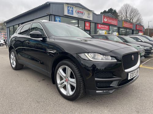 Jaguar F Pace