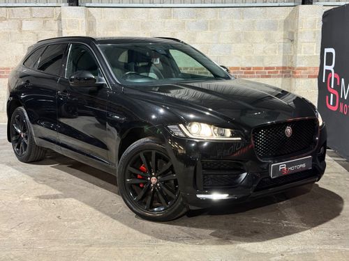 Jaguar F Pace