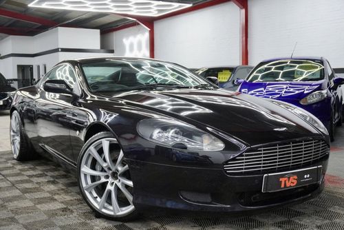 Aston Martin DB9